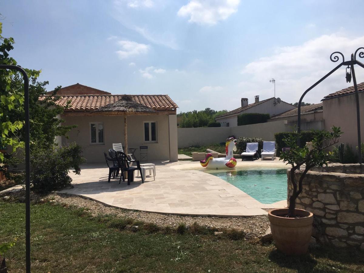Coquet 2 Pieces Au Calme Avec Piscine Fontvieille Exterior foto