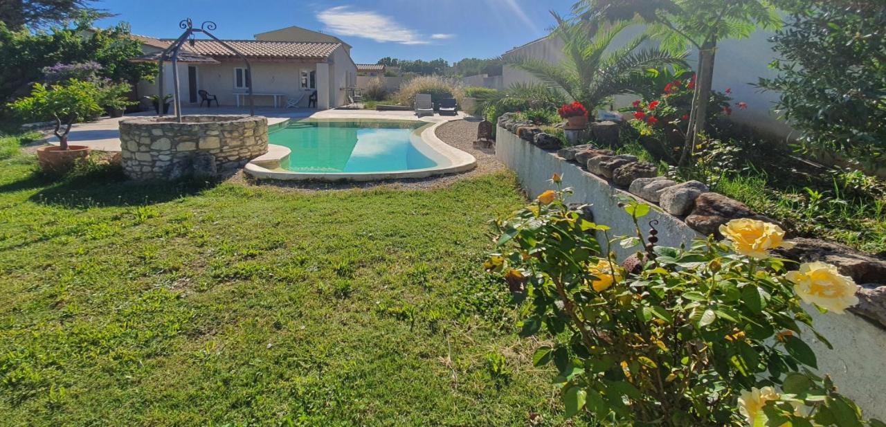 Coquet 2 Pieces Au Calme Avec Piscine Fontvieille Exterior foto