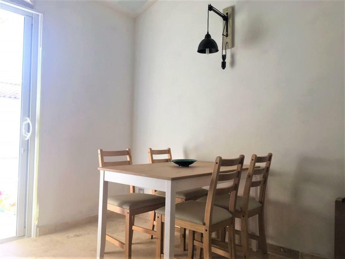 Coquet 2 Pieces Au Calme Avec Piscine Fontvieille Exterior foto